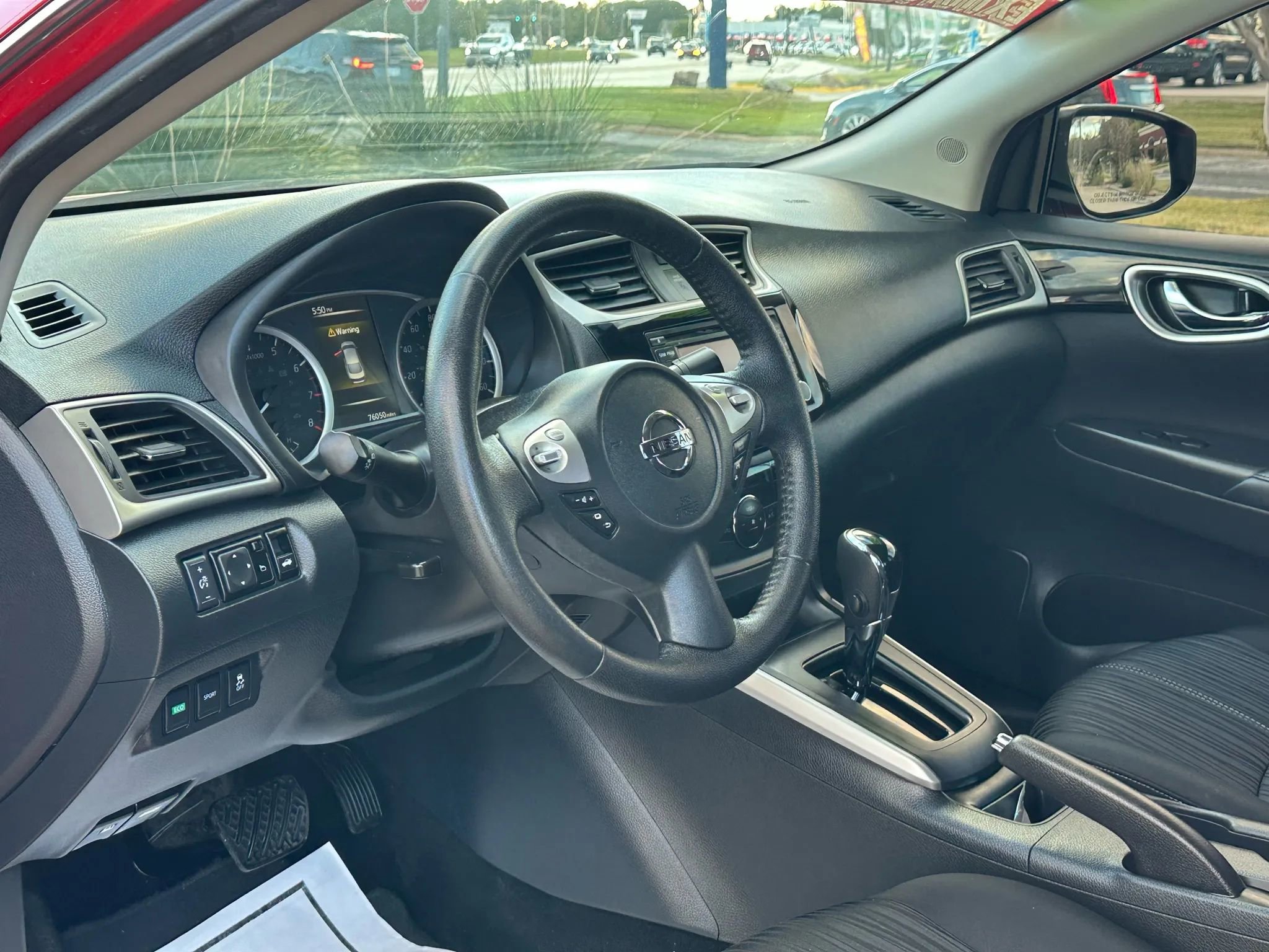 Used 2018 Nissan Sentra SV w/ Premium Package (P01) image 9