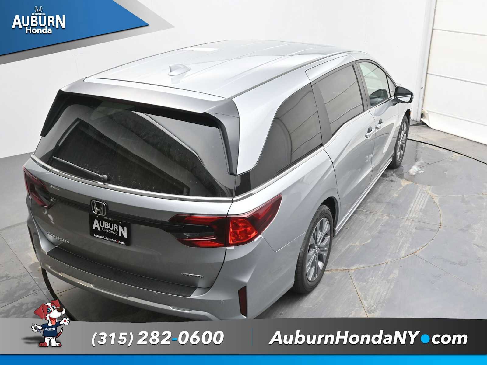 New 2026 Honda Odyssey Touring image 29