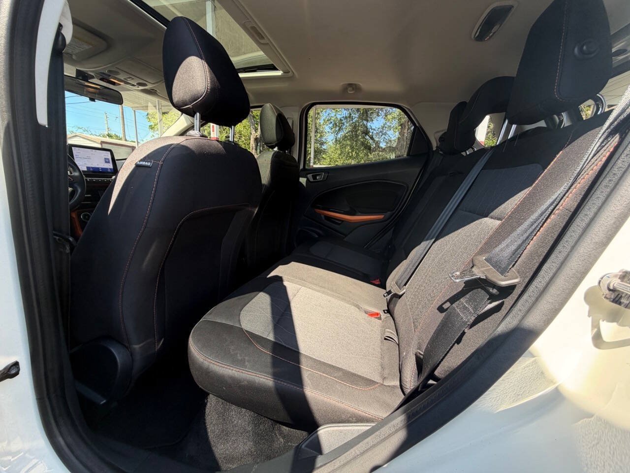 Used 2021 Ford EcoSport SE w/ SE Appearance Package FWD image 17