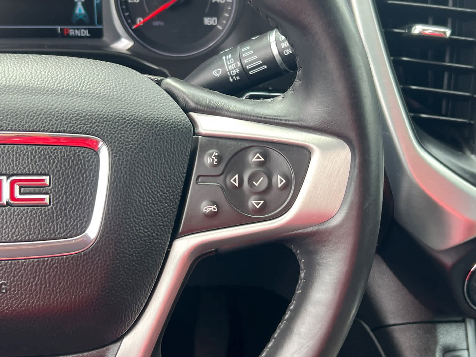 Used 2018 GMC Acadia SLE w/ Driver Alert Package I AWD/4WD image 20