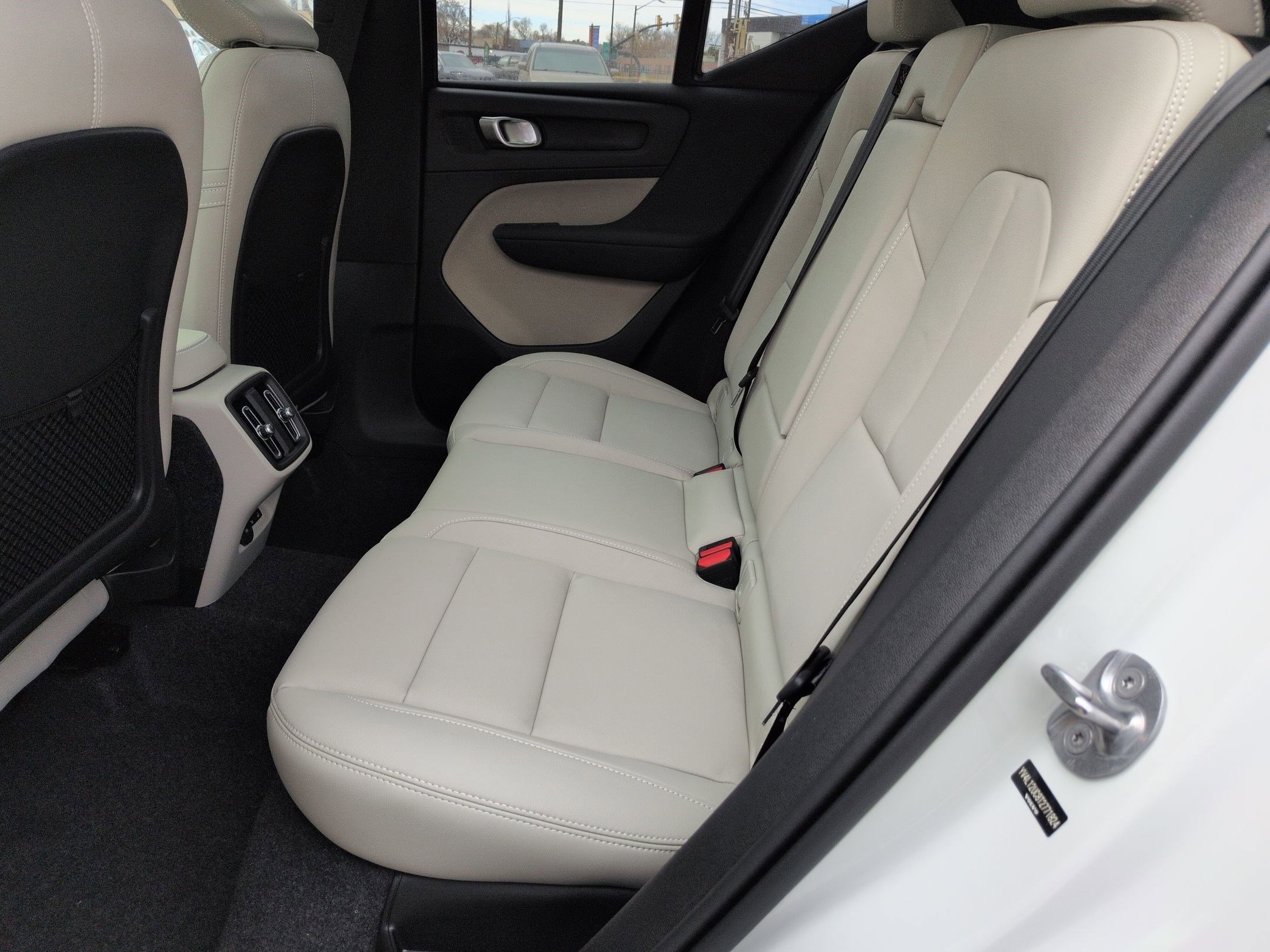 New 2026 Volvo XC40 B5 Plus w/ Protection Package Premier image 15