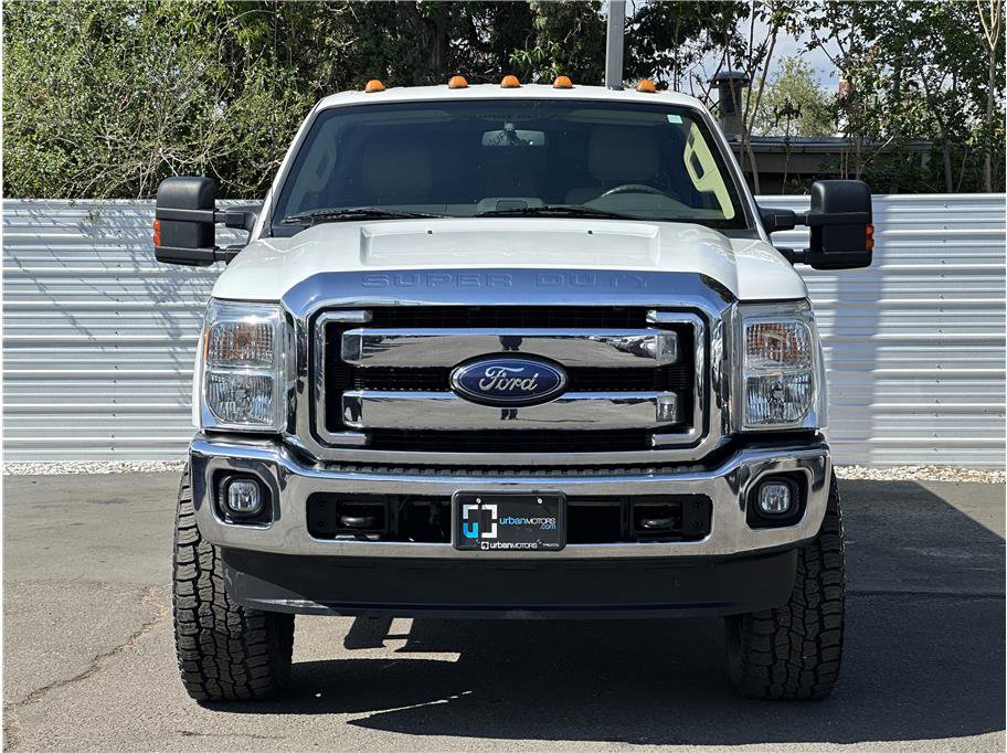 Used 2015 Ford F350 Lariat w/ Lariat Interior Package AWD/4WD image 8