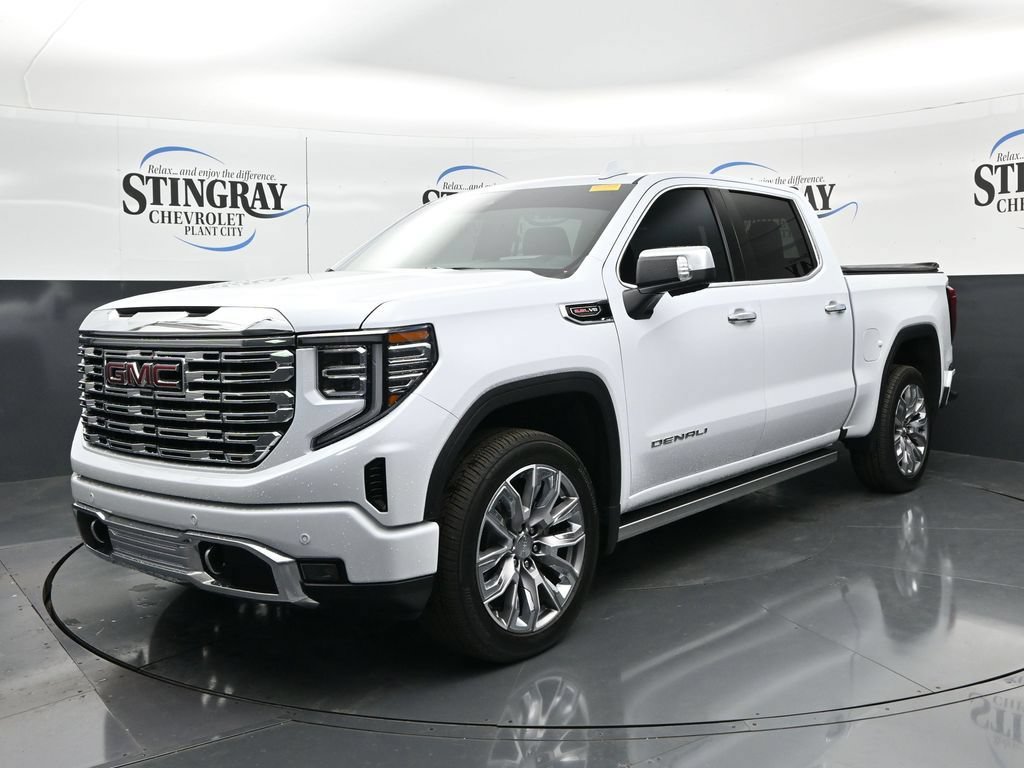 Used 2026 GMC Sierra 1500 Denali w/ Denali Reserve Package AWD/4WD image 3