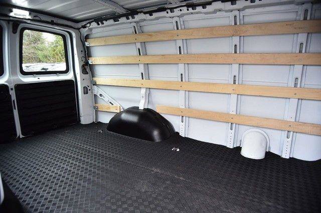 Used 2024 GMC Savana 2500 w/ Driver Convenience Package image 11