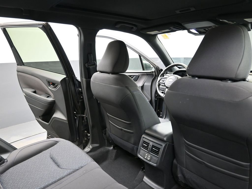 Certified 2025 Subaru Forester Premium image 15