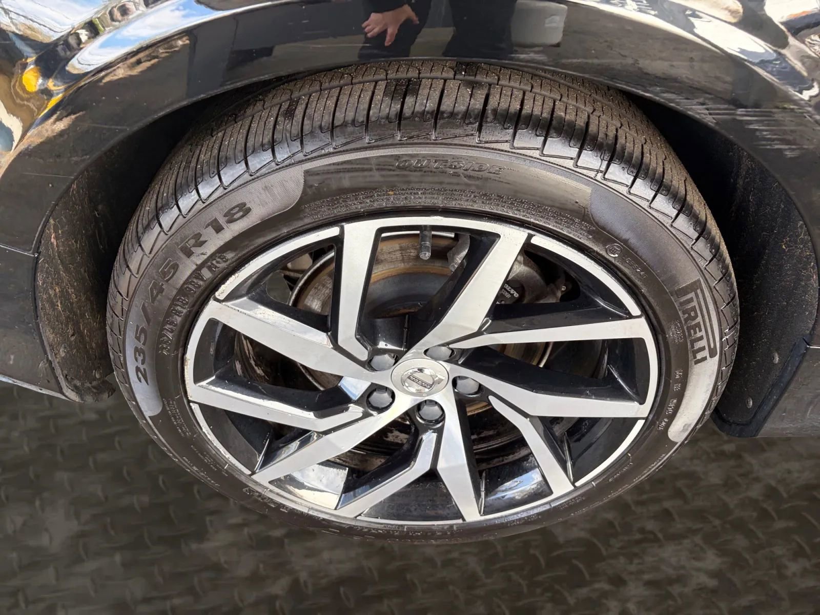 Used 2020 Volvo S60 T5 Momentum w/ Protection Package Premier image 36