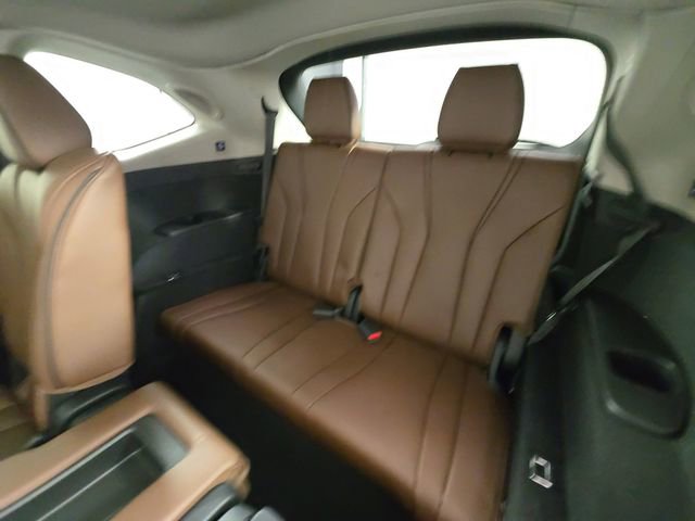 Used 2023 Acura MDX SH-AWD w/ Advance Package image 16