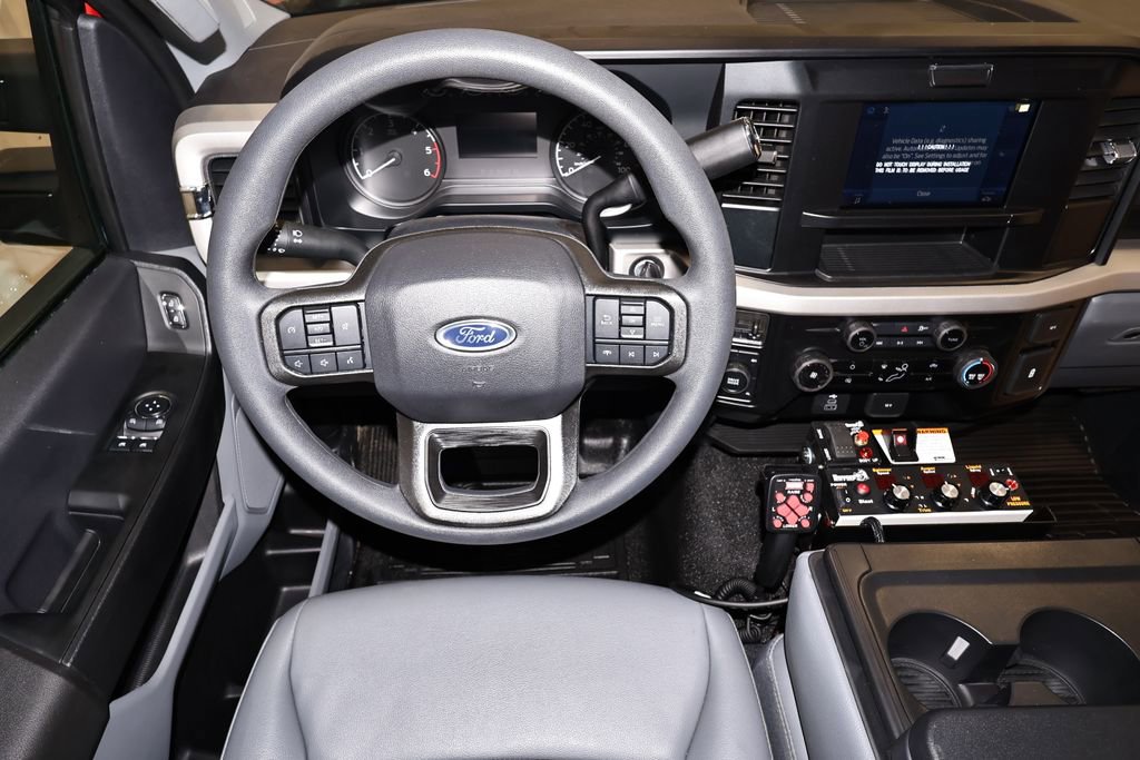 New 2026 Ford F550 4x4 Regular Cab Super Duty image 17