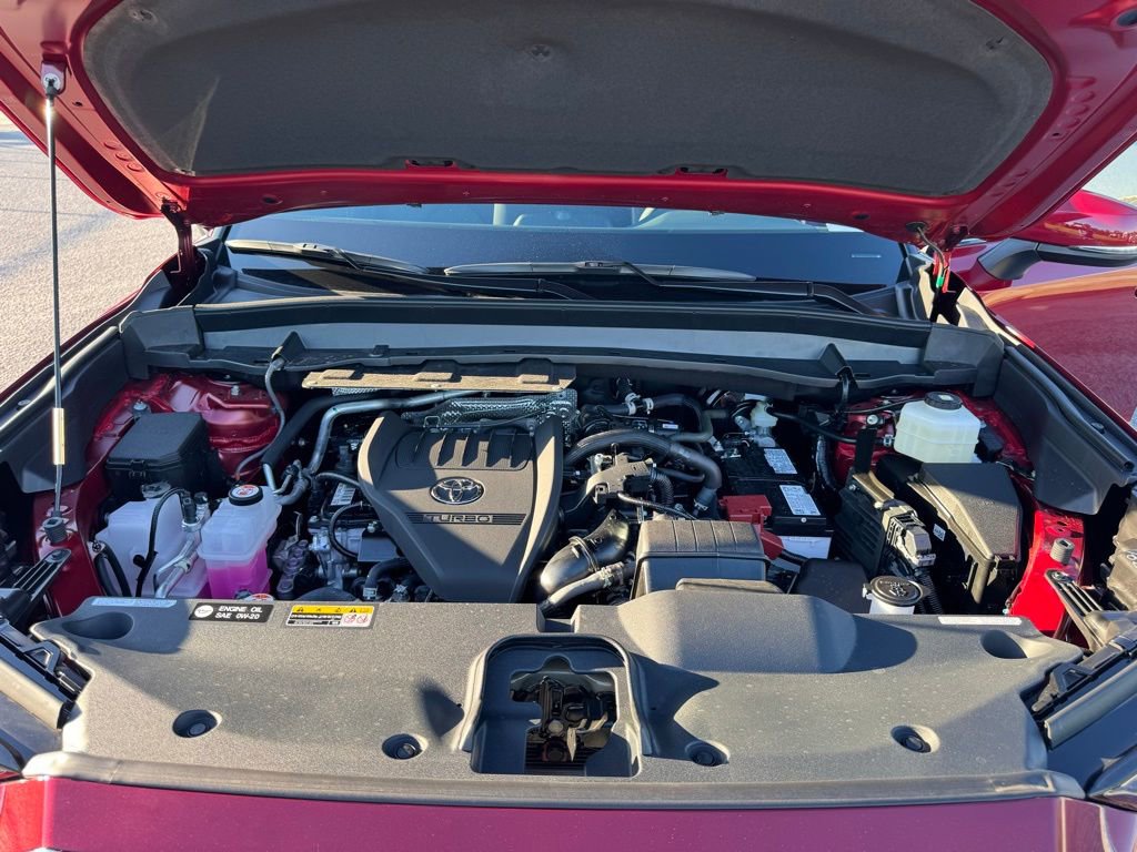 Used 2025 Toyota Grand Highlander FWD image 17