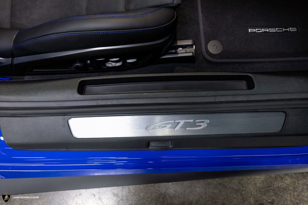 Used 2026 Porsche 911 GT3 RWD image 38