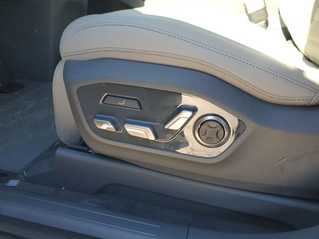 New 2026 Kia EV9 Land image 16