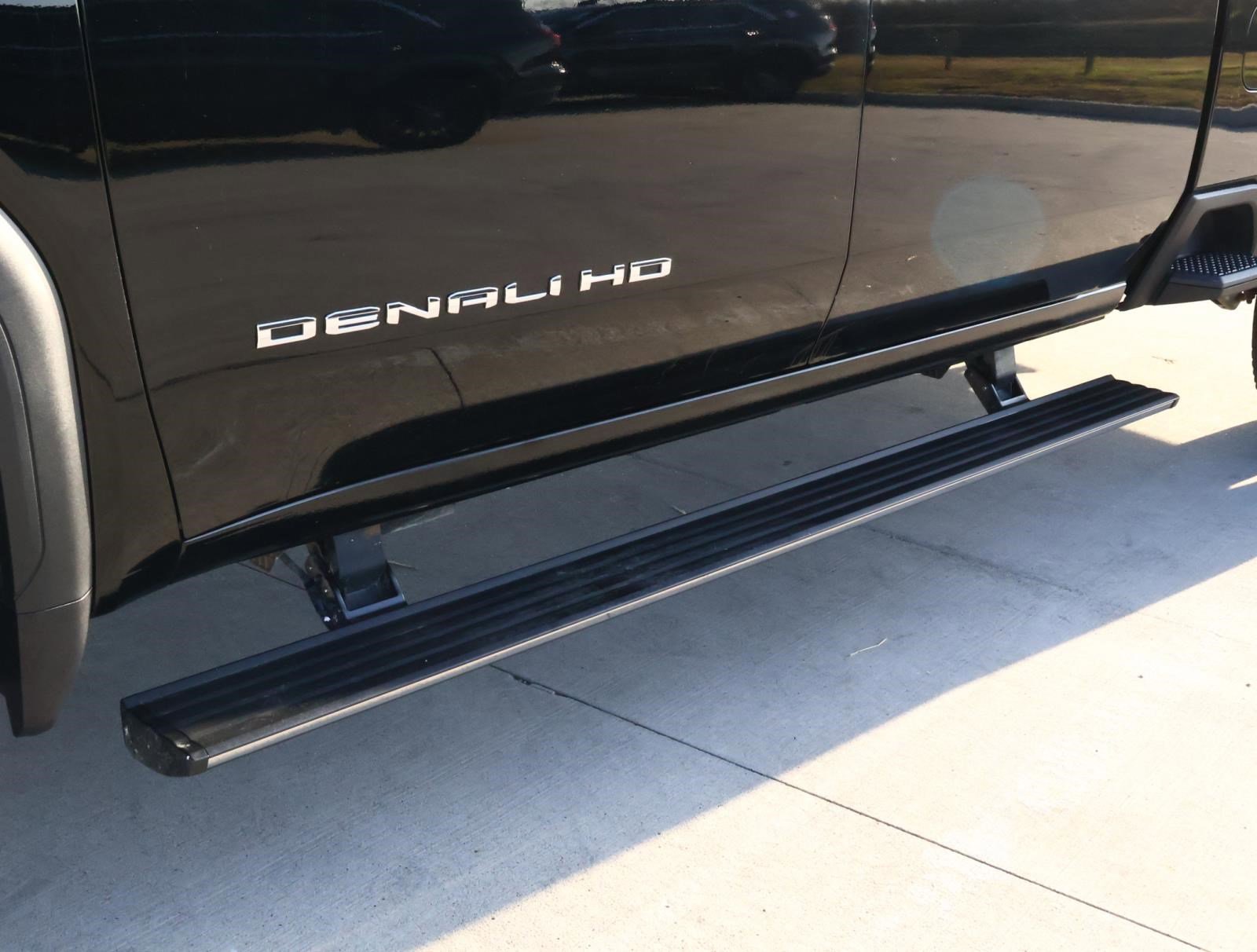 Used 2024 GMC Sierra 3500 Denali Ultimate image 9