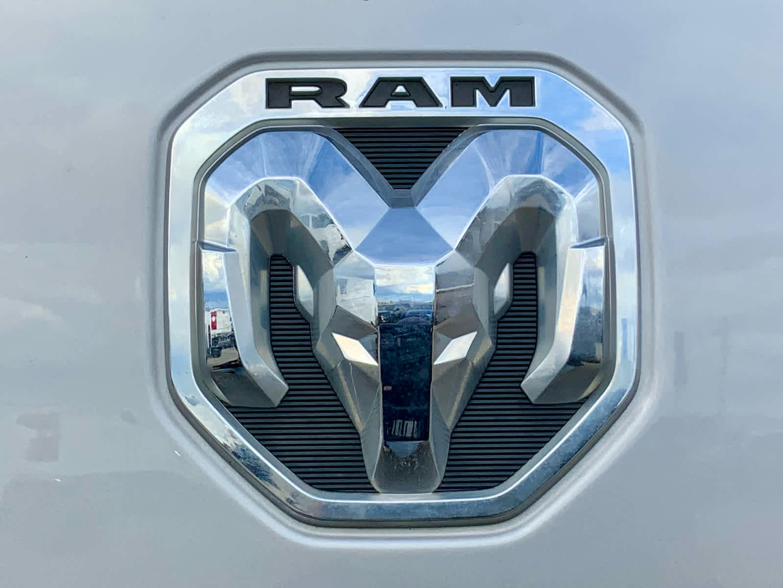 Used 2020 RAM 1500 Laramie w/ Off Road Group image 29