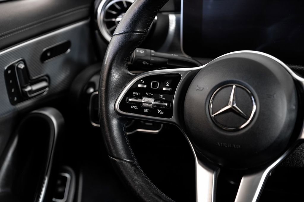 Used 2020 Mercedes-Benz CLA 250 image 16