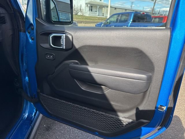 Used 2025 Jeep Wrangler Unlimited Rubicon image 36