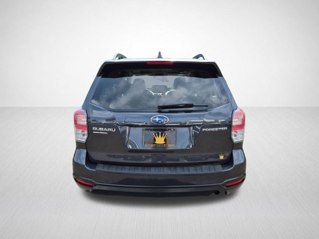 Used 2018 Subaru Forester 2.5i Premium w/ All-Weather Package AWD/4WD image 9