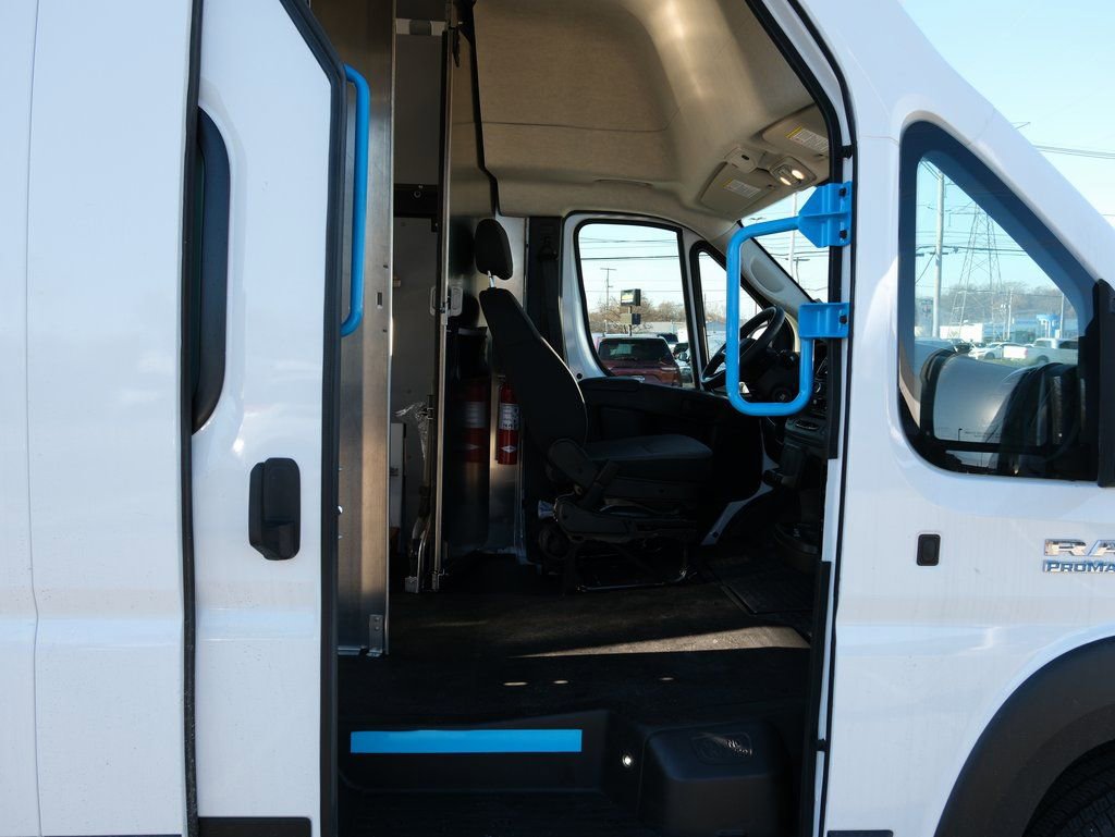 Used 2024 RAM ProMaster 3500 w/ Delivery Van Package image 29