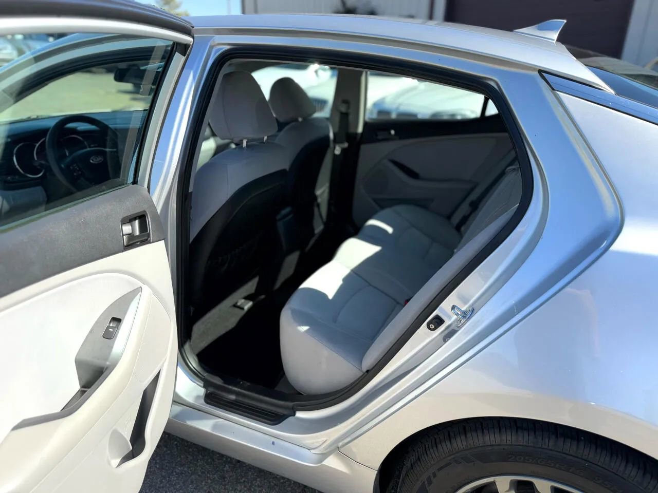 Used 2013 Kia Optima LX image 17