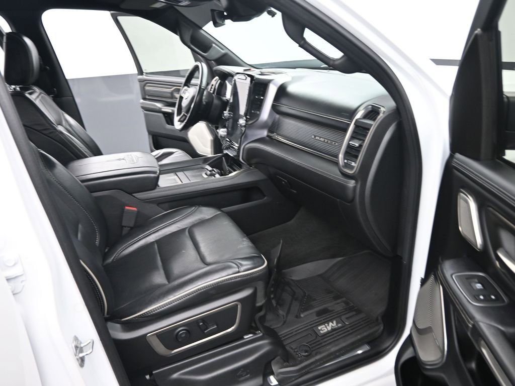 Used 2020 RAM 1500 Limited image 17