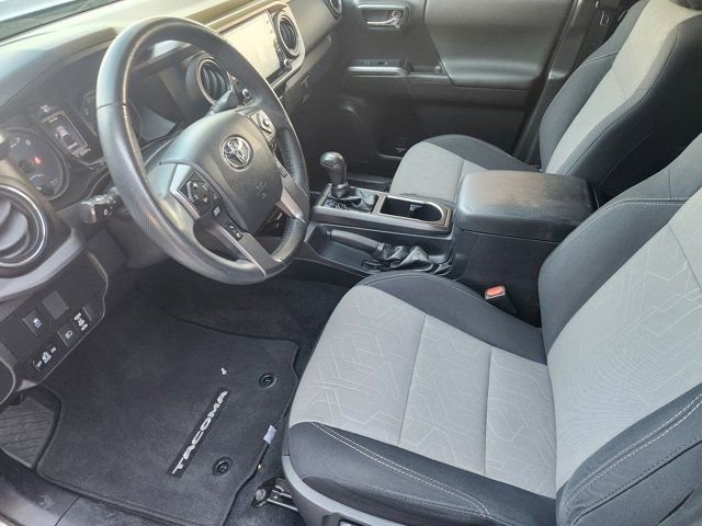 Used 2020 Toyota Tacoma TRD Sport w/ Technology Package video 4