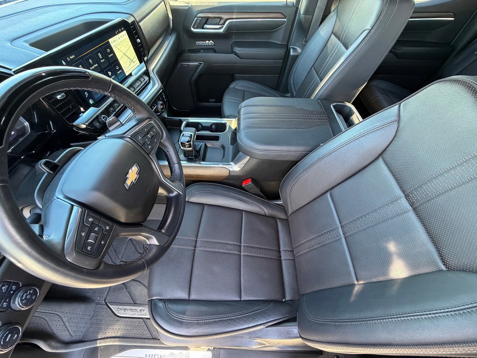 Used 2025 Chevrolet Silverado 1500 High Country image 15