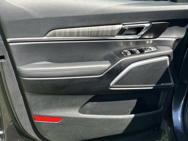 Used 2023 Kia Telluride EX image 21