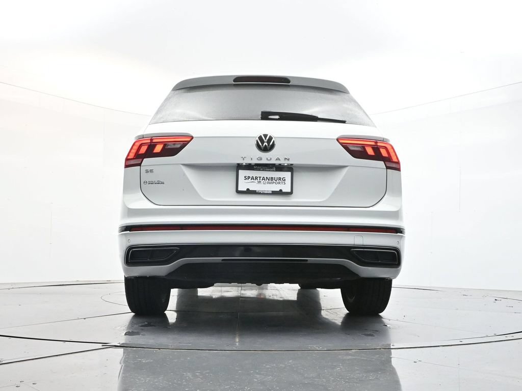 Used 2022 Volkswagen Tiguan SE R-Line FWD image 31