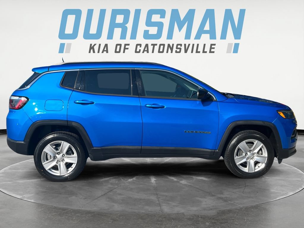 Used 2022 Jeep Compass Latitude AWD/4WD image 7