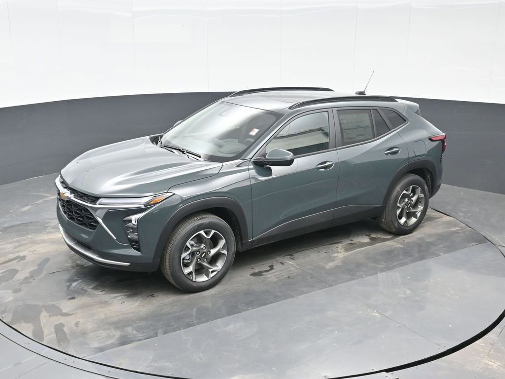 New 2026 Chevrolet Trax LT w/ Sunroof Package image 26