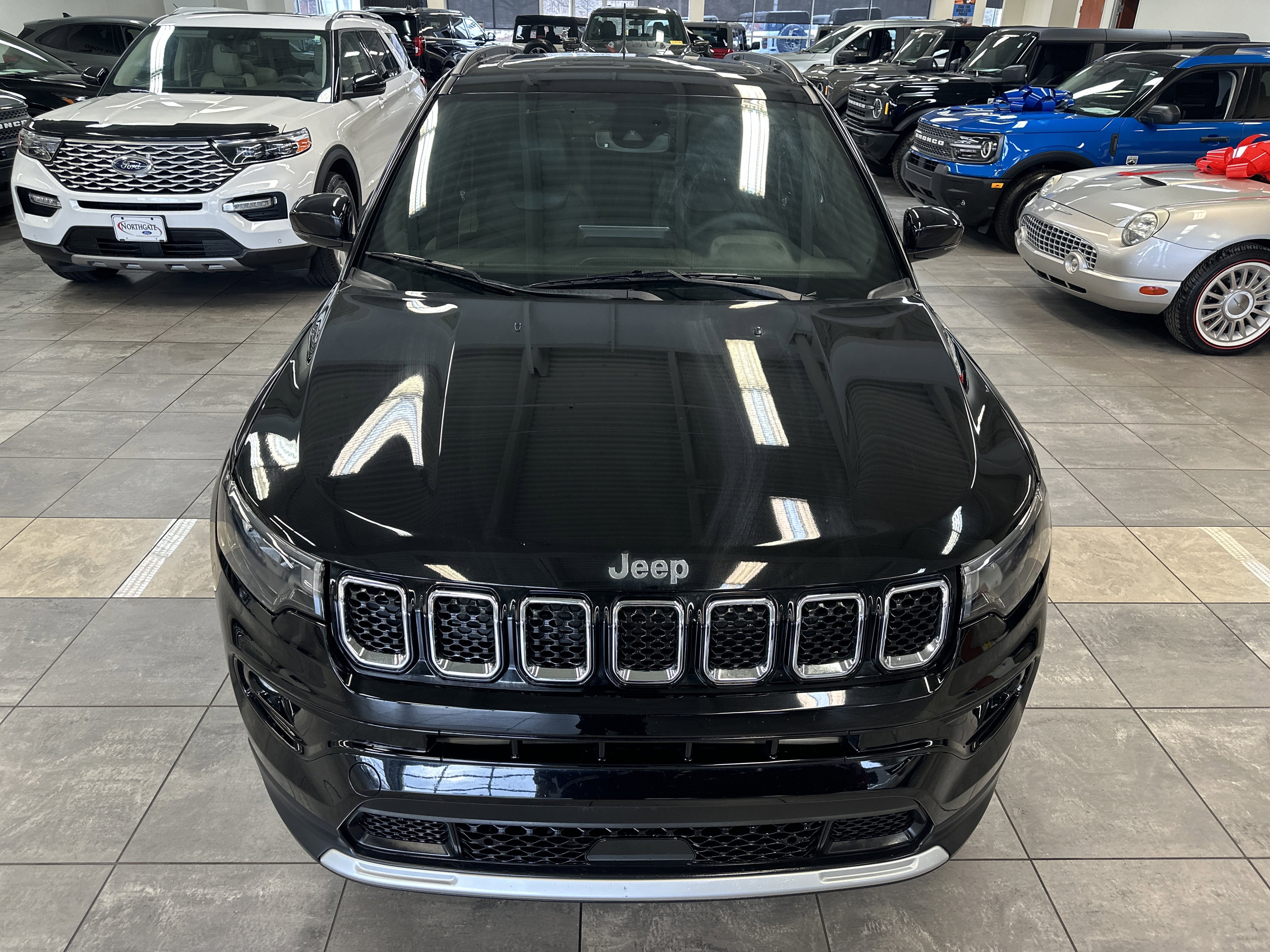 Used 2023 Jeep Compass Limited w/ Sun and Sound Group image 20