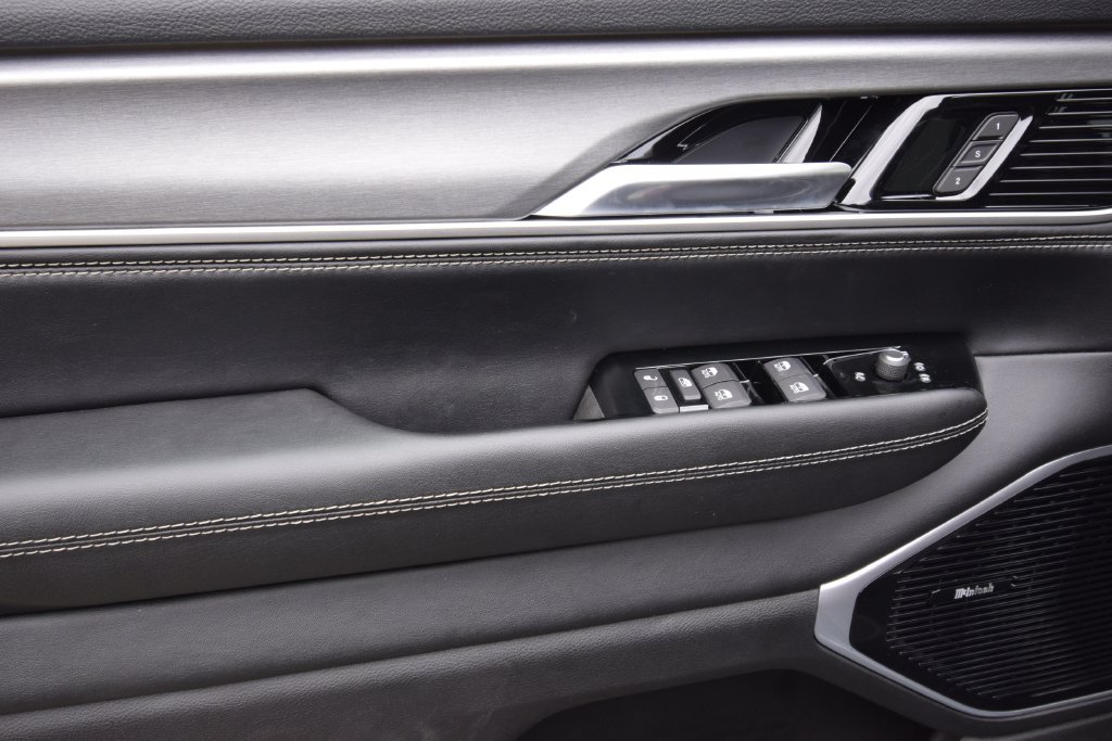 New 2026 Jeep Grand Wagoneer Limited AWD/4WD image 34