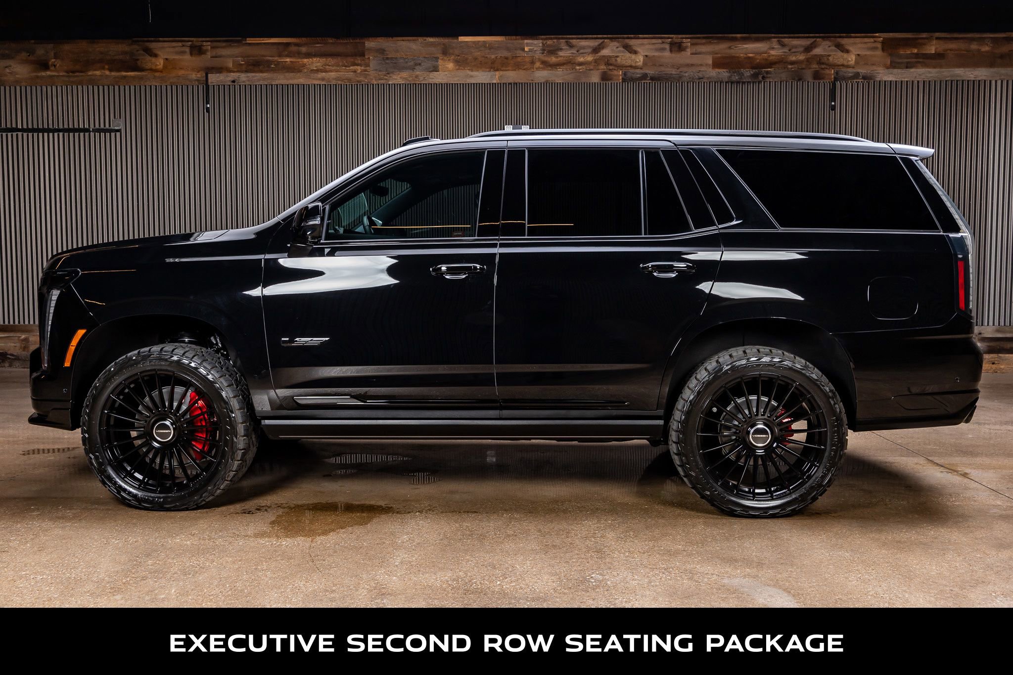 Used 2025 Cadillac Escalade V image 6