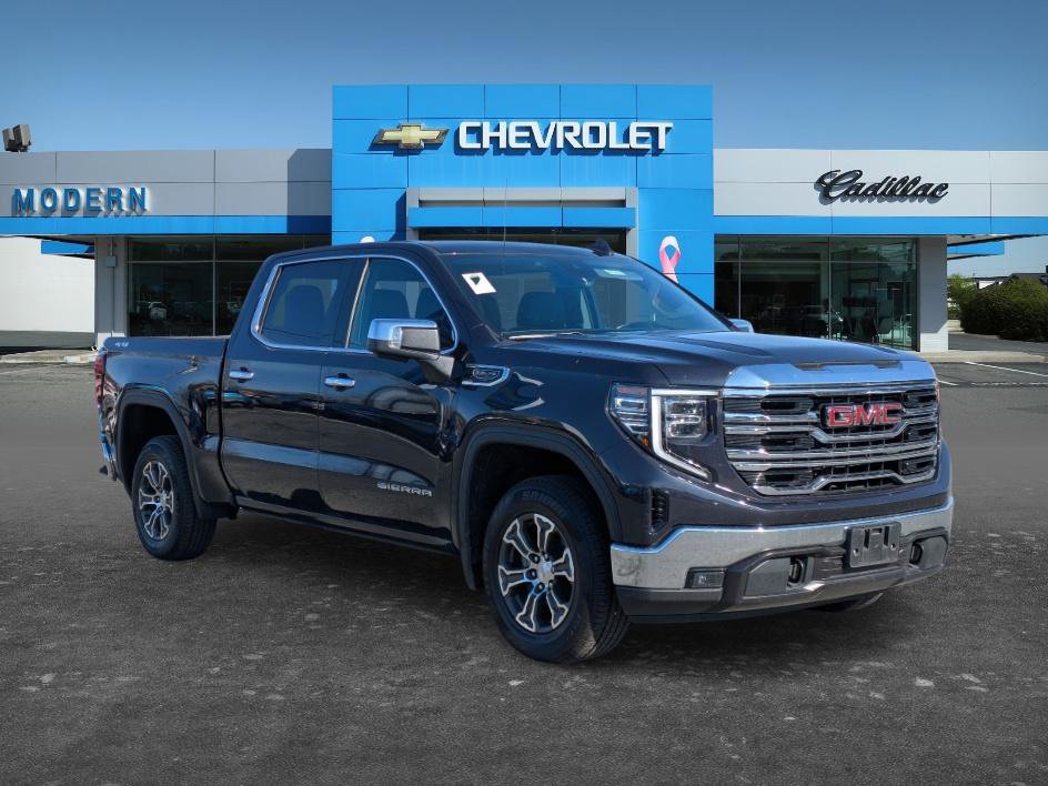 Used 2024 GMC Sierra 1500 SLT image 3