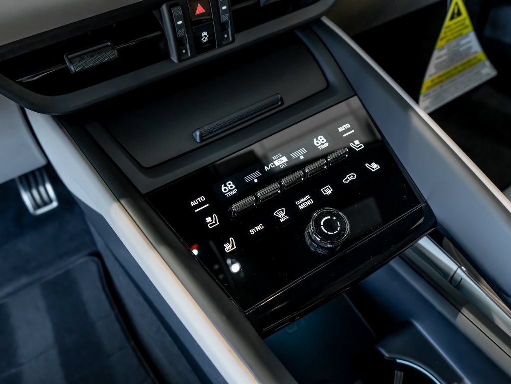 New 2026 Porsche Macan Turbo Electric AWD/4WD image 20