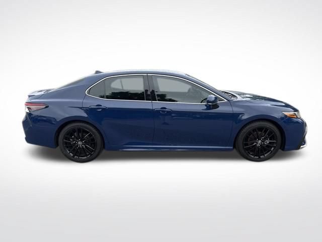Used 2023 Toyota Camry XSE FWD image 6