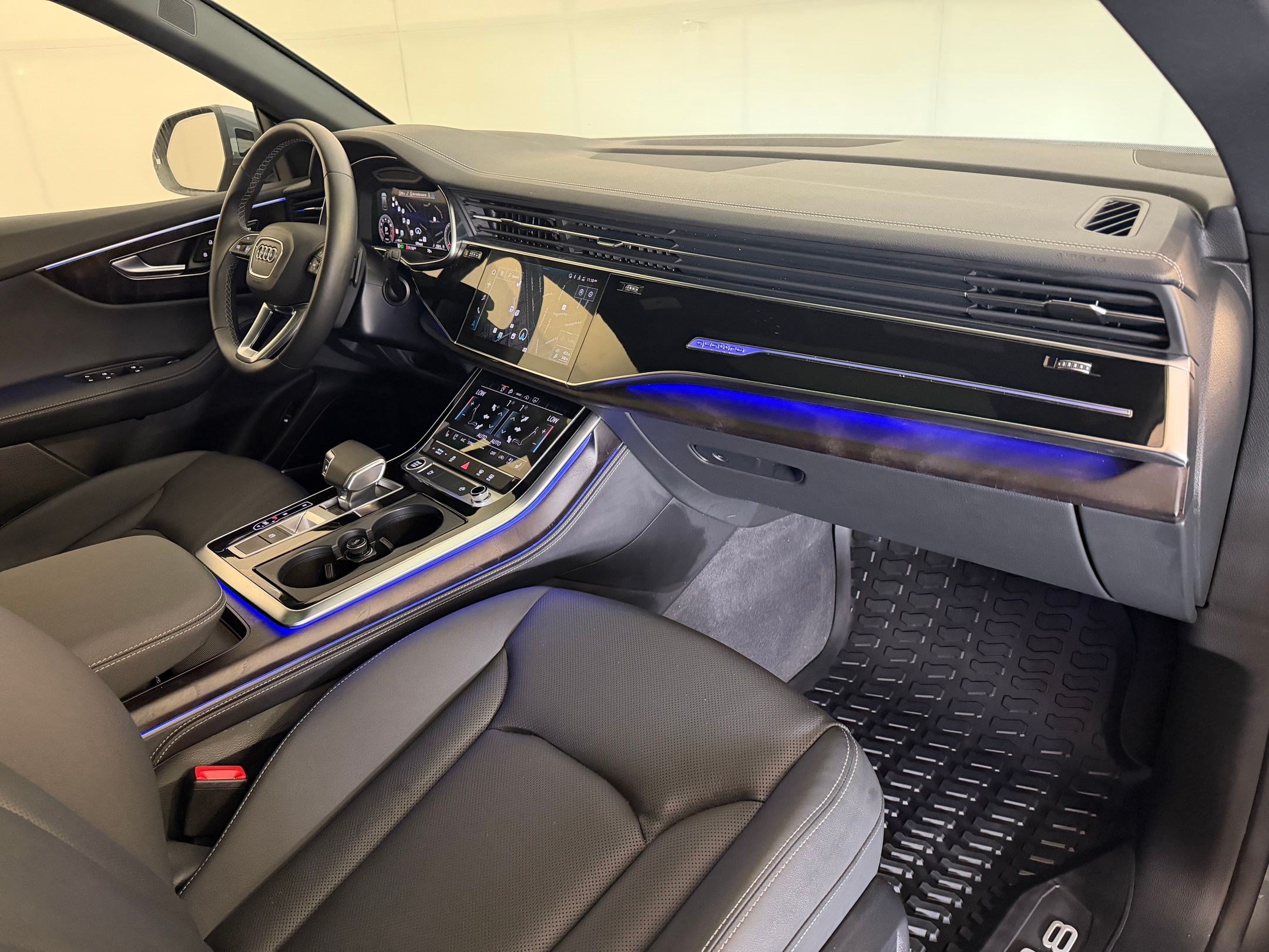 Used 2023 Audi Q8 Premium Plus w/ Premium Plus Package AWD/4WD image 33