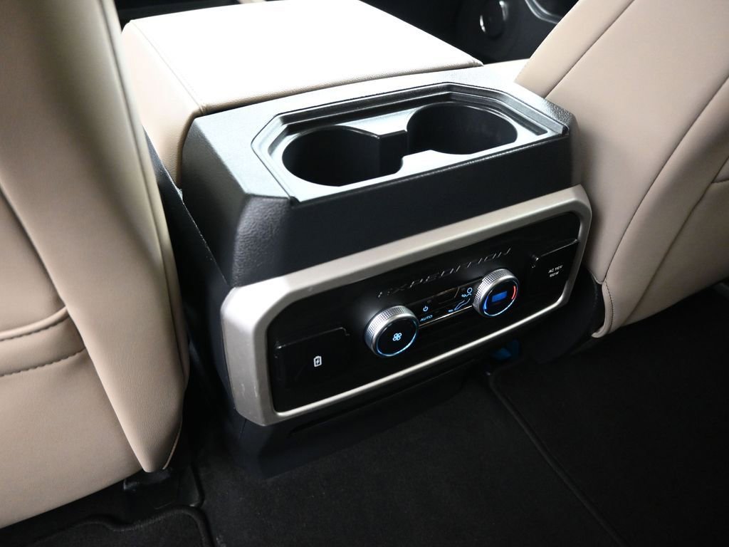 Certified 2024 Ford Expedition Max XLT image 21