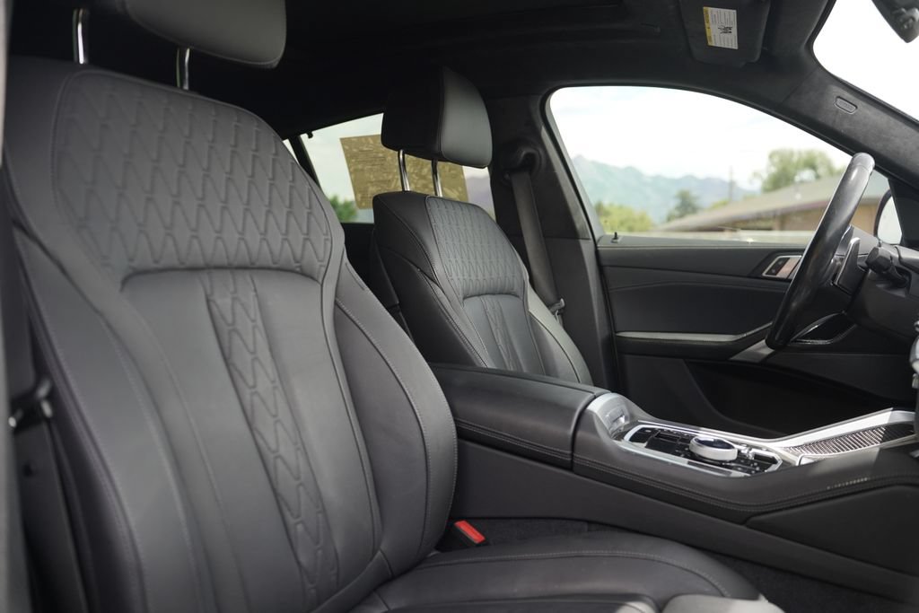 Used 2024 BMW X6 M60i AWD/4WD image 14