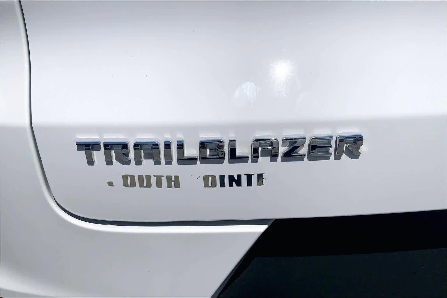 Used 2025 Chevrolet TrailBlazer LT w/ Convenience Package FWD image 20