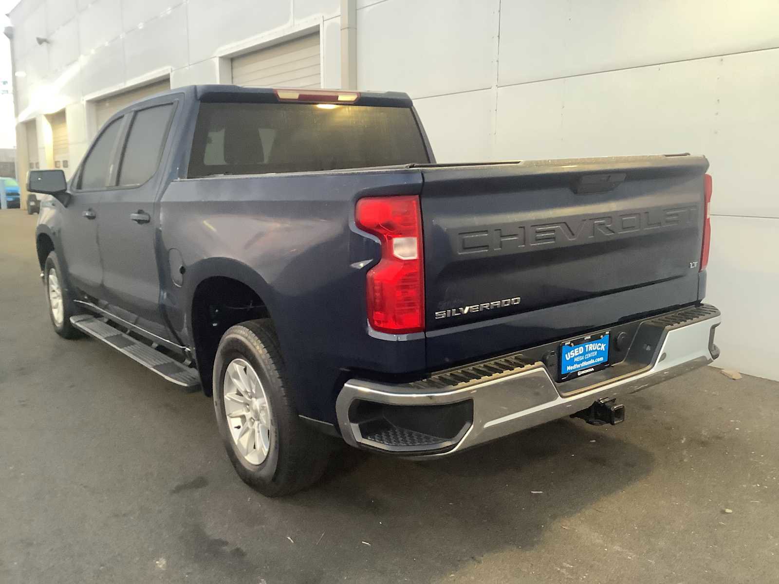 Used 2021 Chevrolet Silverado 1500 LT image 4