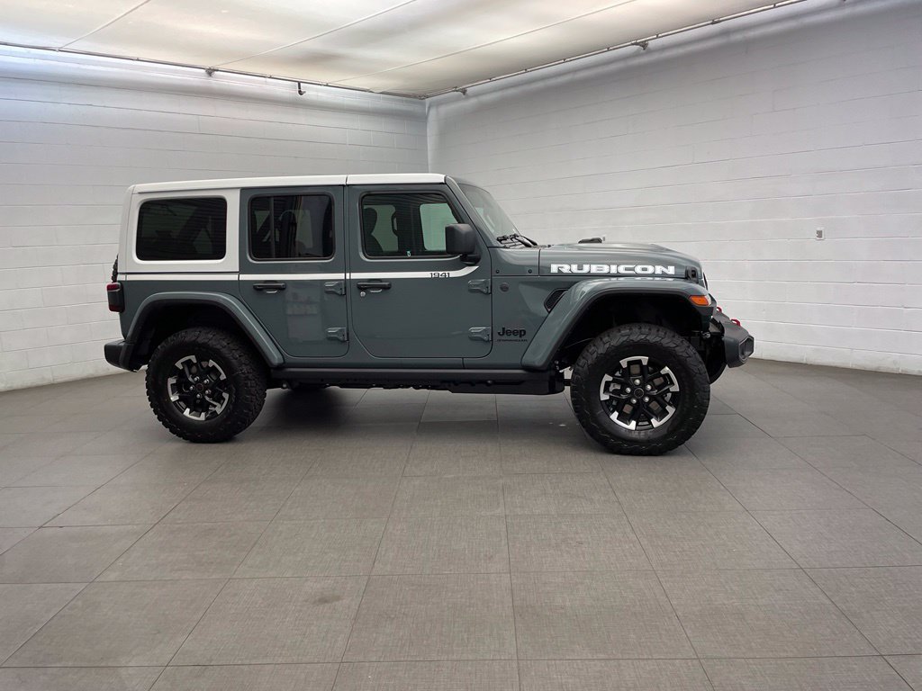 New 2026 Jeep Wrangler Unlimited Rubicon w/ Whitecap Package AWD/4WD image 2