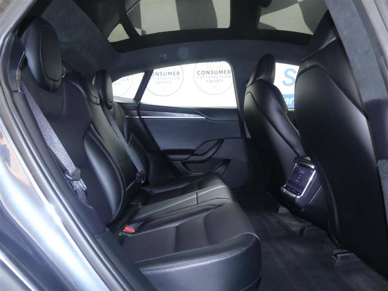 Used 2023 Tesla Model S image 18