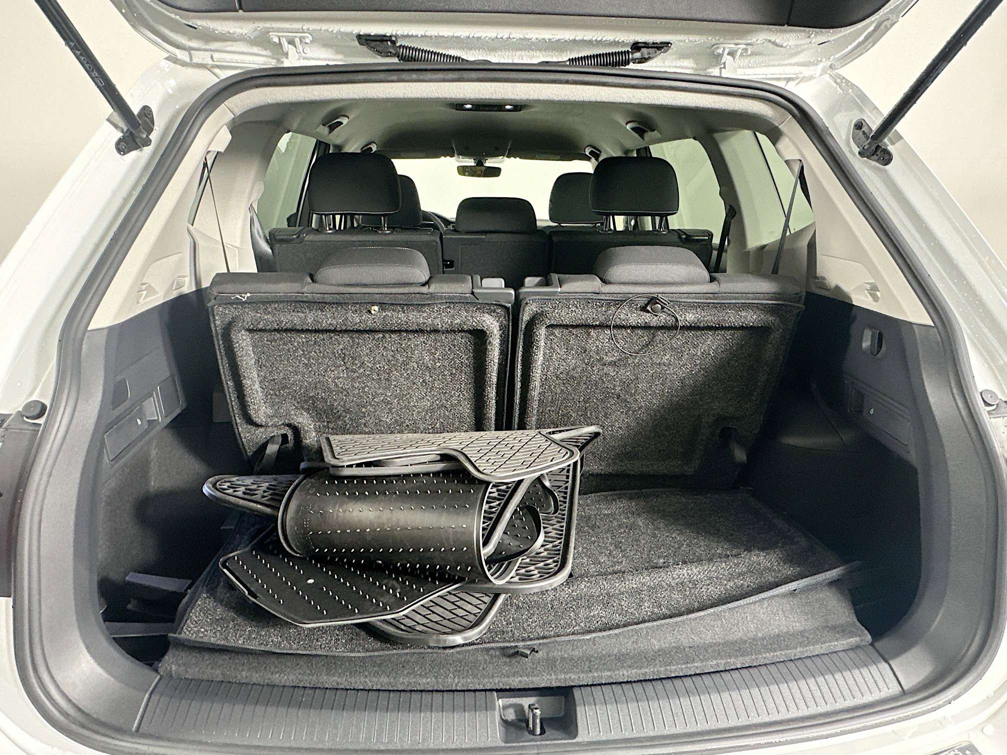 Used 2023 Volkswagen Tiguan S image 26