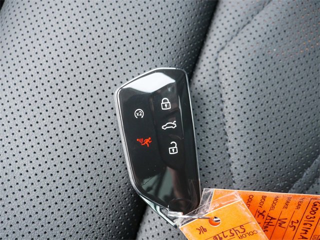 Certified 2025 Volkswagen Atlas SE image 38