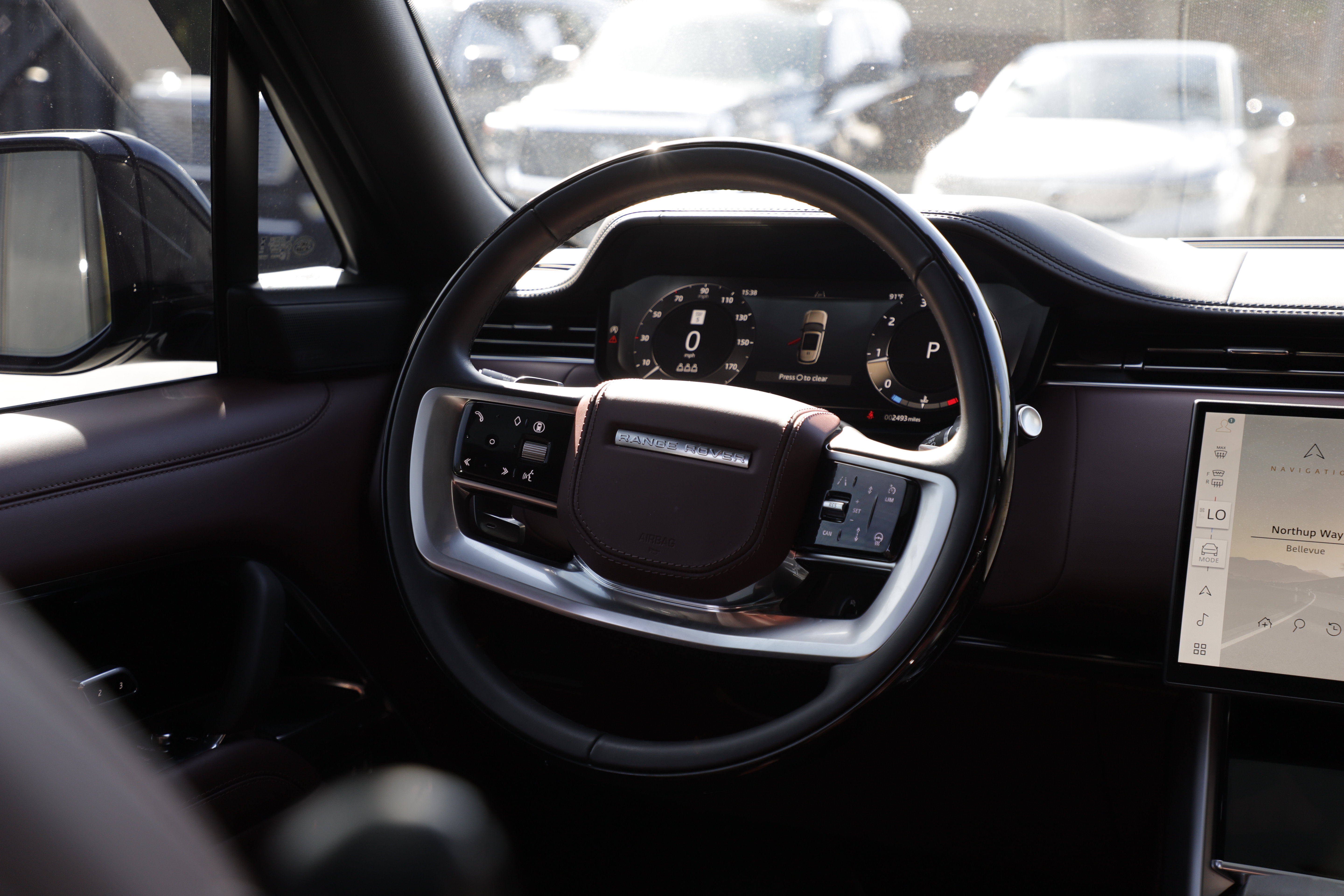 Certified 2025 Land Rover Range Rover SE AWD/4WD image 15