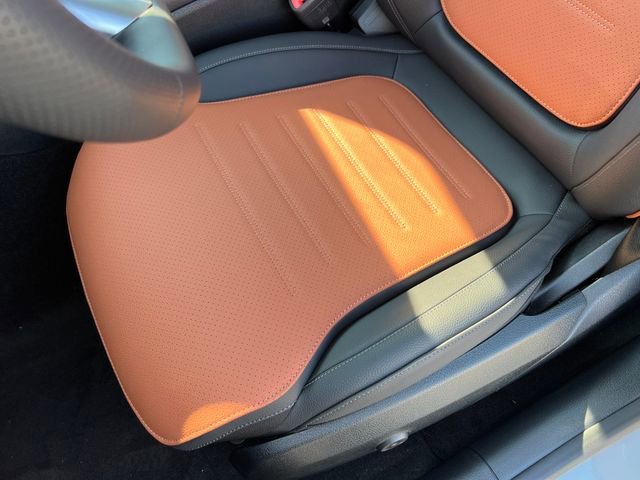 New 2025 Mercedes-Benz C 300 4MATIC Sedan image 10