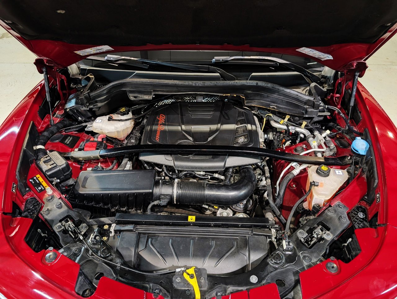 Used 2019 Alfa Romeo Stelvio AWD image 54