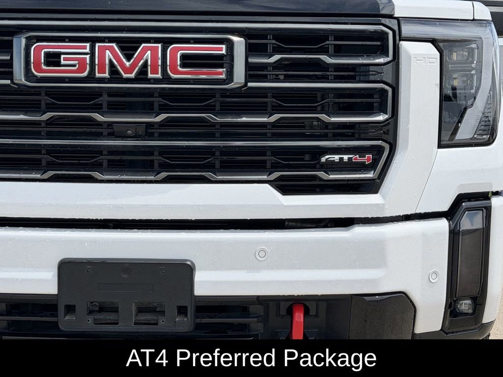 Used 2024 GMC Sierra 2500 AT4 w/ AT4 Premium Plus Package AWD/4WD image 4