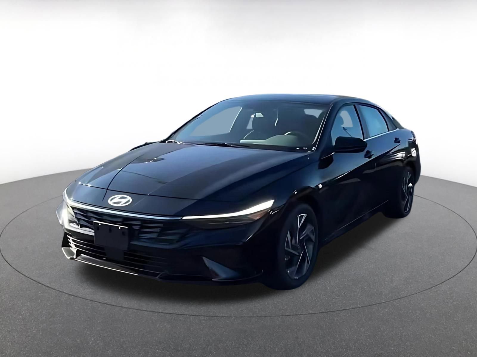 Used 2025 Hyundai Elantra SEL image 7