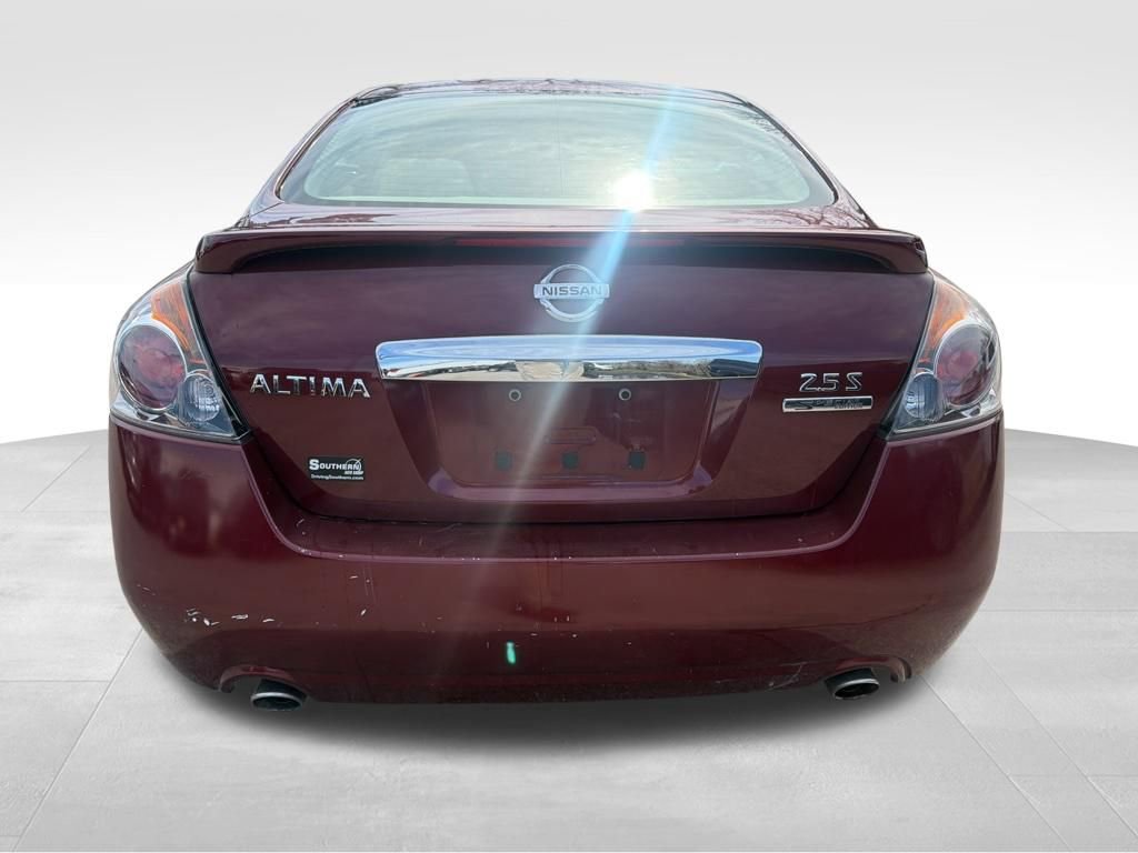 Used 2011 Nissan Altima 2.5 S w/ Special Edition Pkg FWD image 4